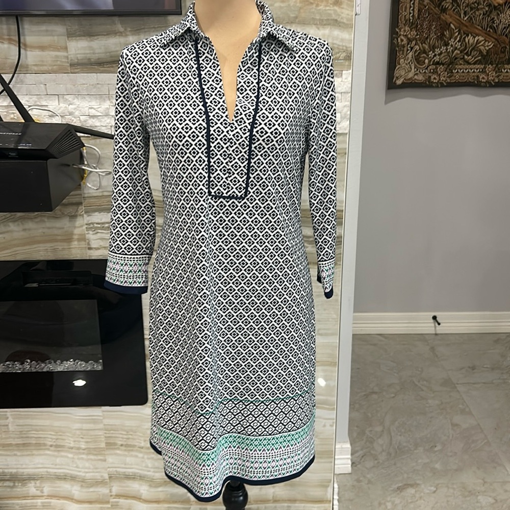 Max Studio Mid Sleeve Dress. Size S